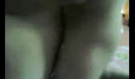 کوچک سینه کاتالینا میلز با سکس با زن همسایه انزال, آتشفشان