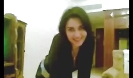 زو هالووی حقایق با یک سکس با زن دوست نوجوان