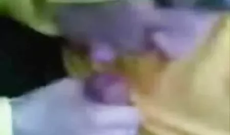 ایتالیایی, شلخته بمکد سیاه و سفید دیک در مقابل صورت خود را سکس زن در مقابل شوهر