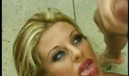 بلا کول لی سکس زن و شوهر جوان سنگ