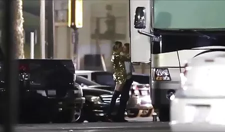 چرم سه تکه با سکس سه مرد با یک زن کارلی در خاکستری و مامان