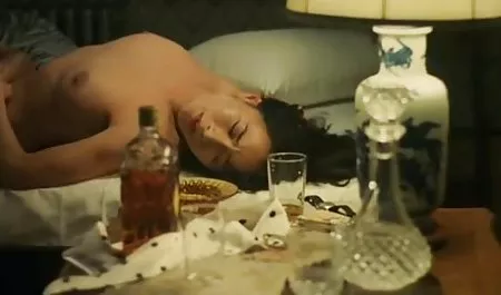 سینه کلان, ماسون مور می شود زنان برهنه سکسی بیدمشک او زد